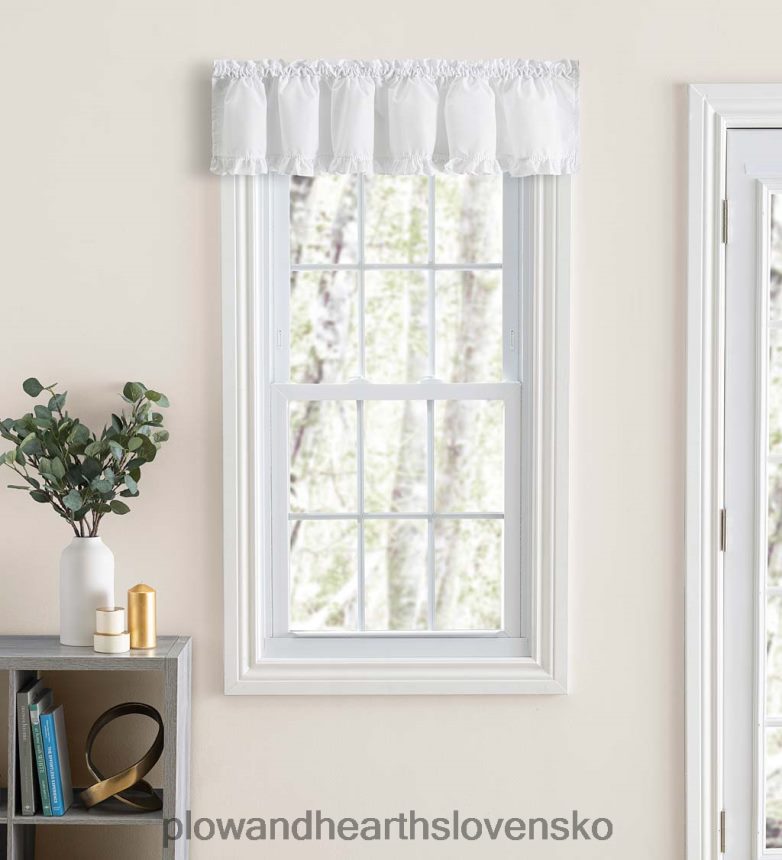 Plow & Hearth klasický úzky volánový volánik, 74"š x 12"l - biely 6P208P2625 domáce potreby