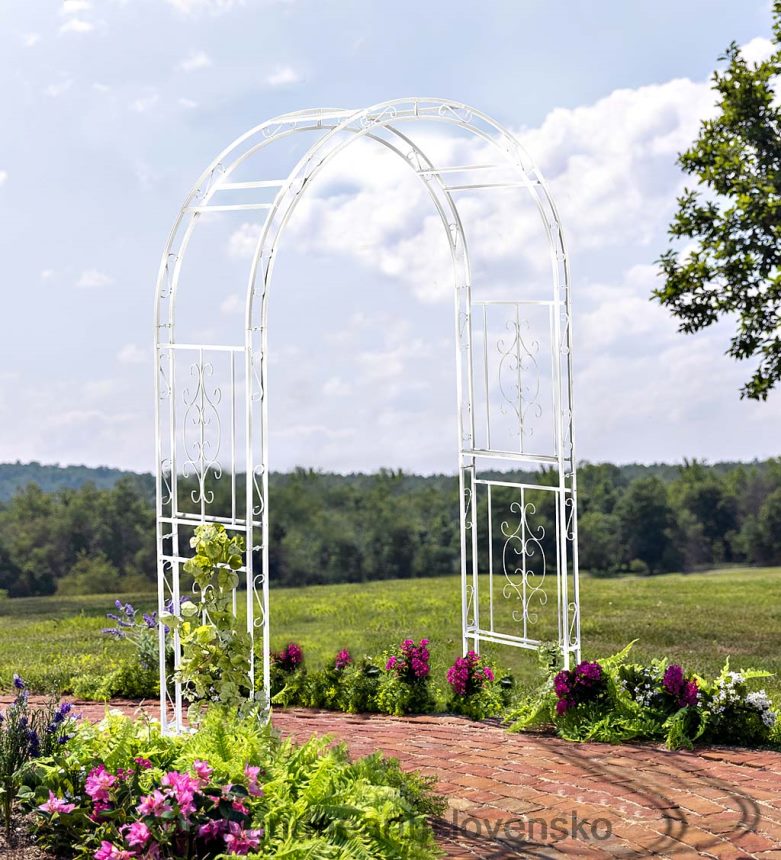 Plow & Hearth farebný kovový záhradný altánok montebello - pobrežná modrá 6P208P660 dvor a záhrada