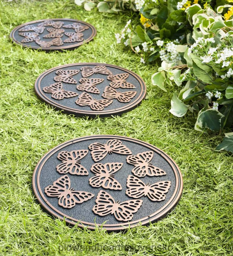 Plow & Hearth Nášľapné kamene z recyklovanej gumy, sada 3 - zlatých včiel 6P208P690 dvor a záhrada