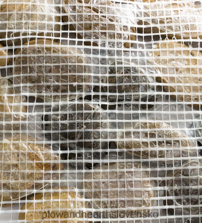 Plow & Hearth prírodné nášľapné kamene z riečnej skaly s flexibilným PVC podkladom, sada 3 ks 6P208P688 dvor a záhrada