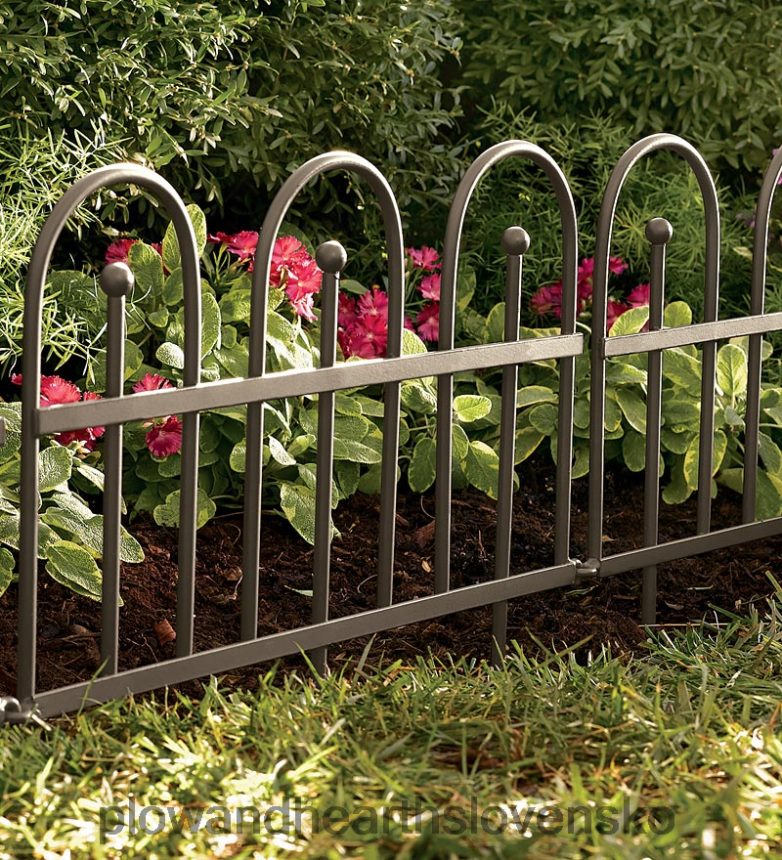 Plow & Hearth železný plot kované železné lemovanie s brúsenými kolíkmi a bronzovou povrchovou úpravou 6P208P666 dvor a záhrada
