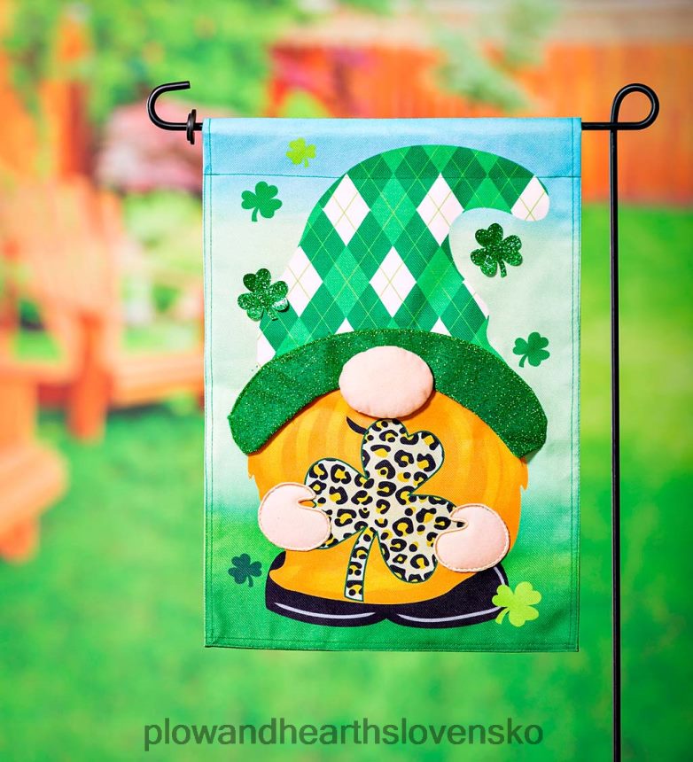 Plow & Hearth sv. Patrikova vzorovaná škriatková záhradná vlajka 6P208P593 dvor a záhrada