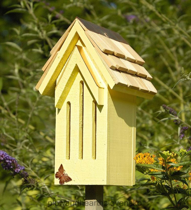 Plow & Hearth Drevený prístrešok pre motýle mademoiselle so stĺpom - červený 6P208P898 dvor a záhrada