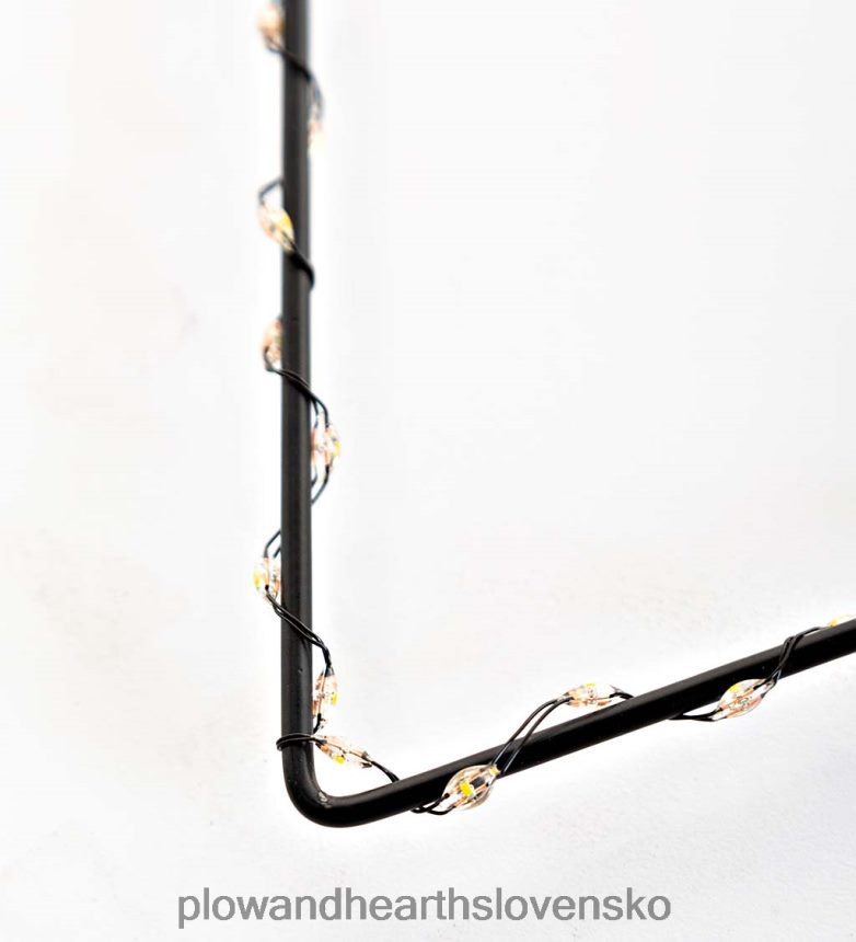 Plow & Hearth vnútorný/vonkajší elektrický osvetlený kovový sviatočný stromček 6P208P15 dvor a záhrada