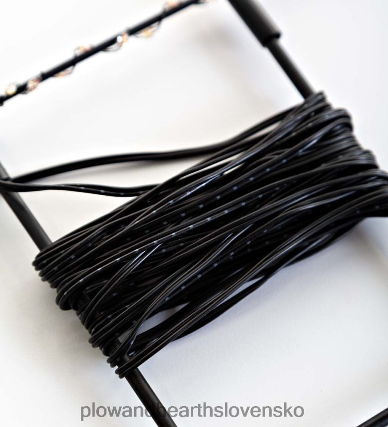 Plow & Hearth vnútorný/vonkajší elektrický osvetlený kovový sviatočný stromček 6P208P15 dvor a záhrada