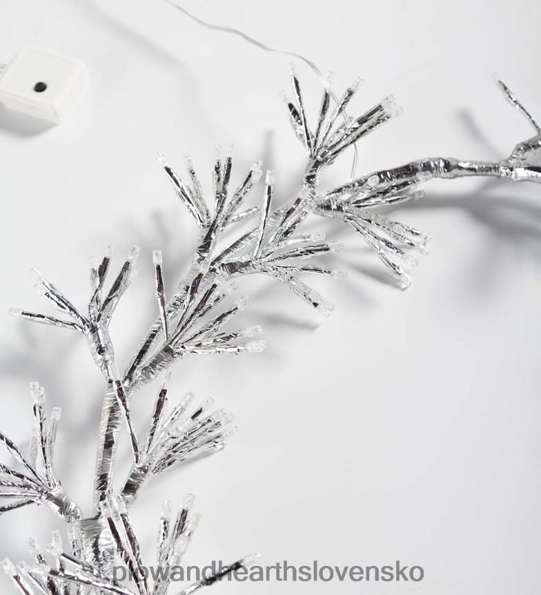 Plow & Hearth vnútorná/vonkajšia elektrická osvetlená sviatočná dekorácia venca 6P208P10 dvor a záhrada