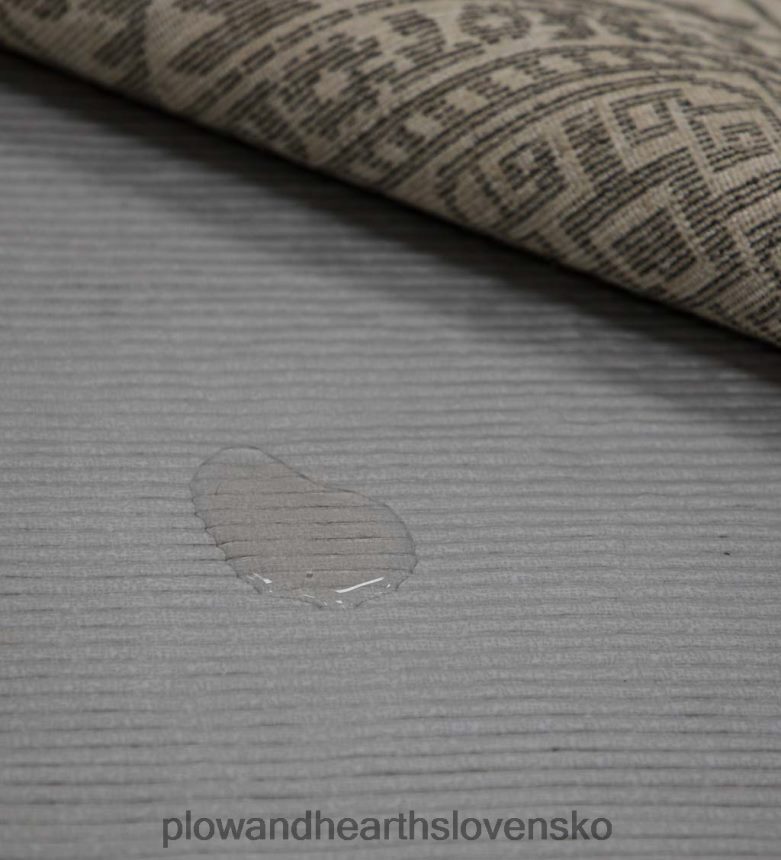 Plow & Hearth celoplošná koberčeková podložka z recyklovaných syntetických vlákien odolná voči domácim zvieratám 6P208P2322 koberčeky a rohožky