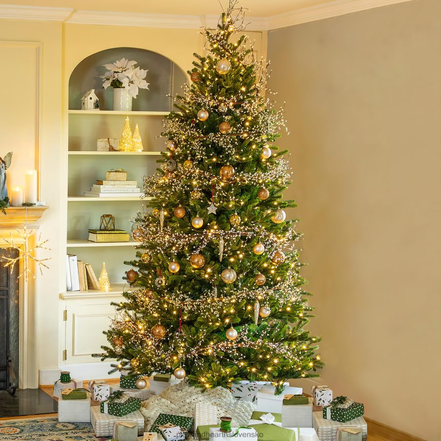 Plow & Hearth 7'3" vianočný stromček zo sussexskej jedle s teplou bielou a LED diódami meniacimi farbu 6P208P2497 sezónne a darčeky